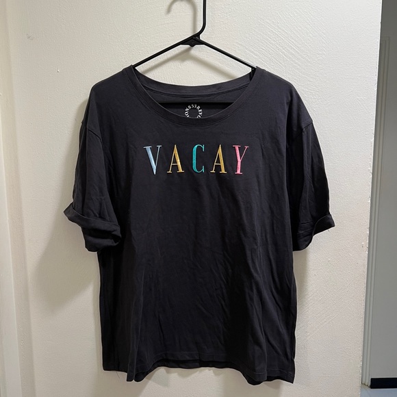 VACAY TEE - Picture 1 of 4